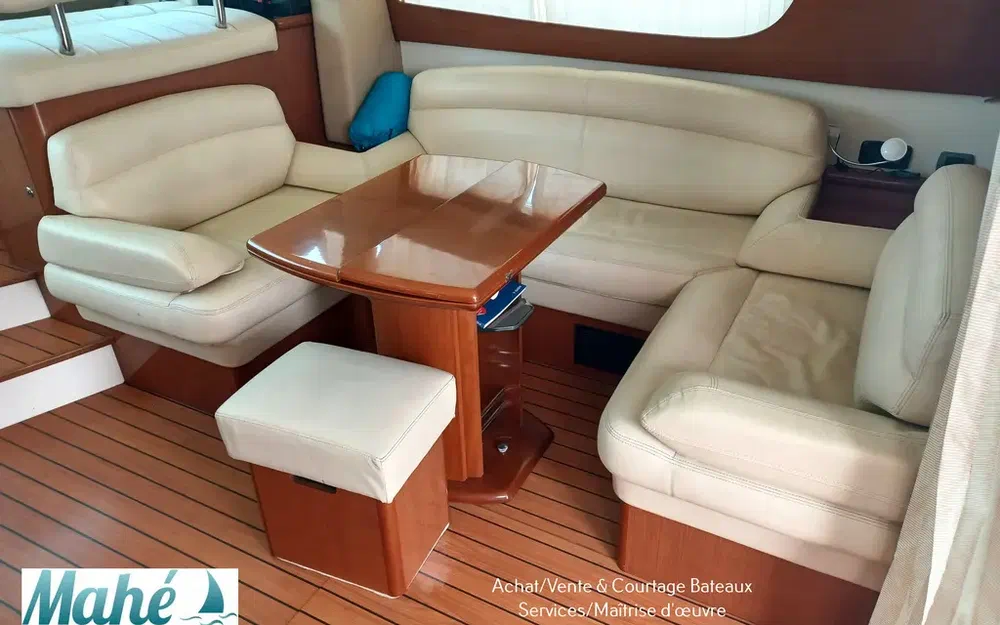 slider 5 Jeanneau Prestige 42