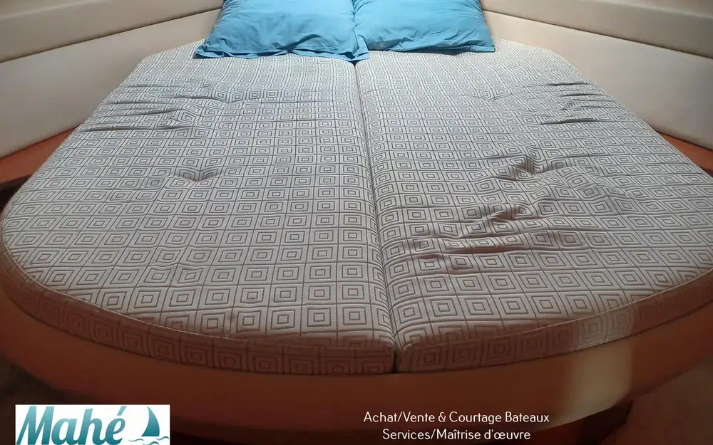 slider 6 Jeanneau Prestige 42