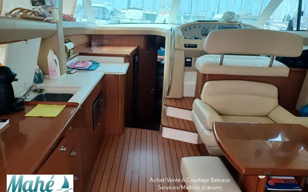 slider 7 Jeanneau Prestige 42