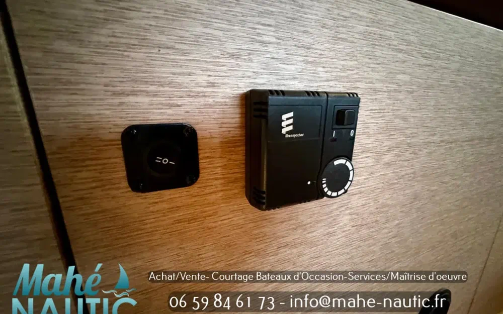 slider 28 Jeanneau Prestige 520