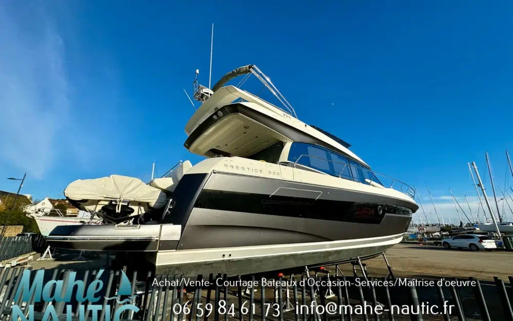 slider 2 Jeanneau Prestige 520