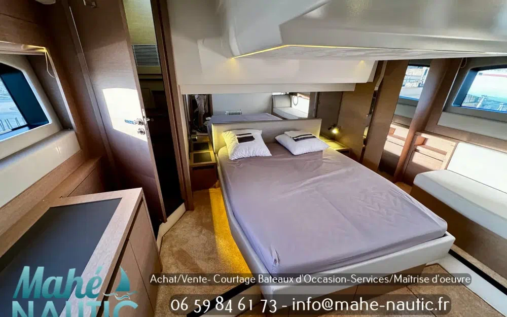 slider 29 Jeanneau Prestige 520