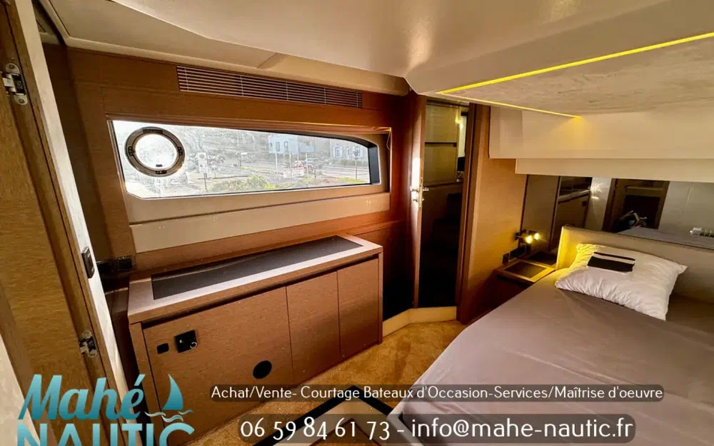 slider 31 Jeanneau Prestige 520