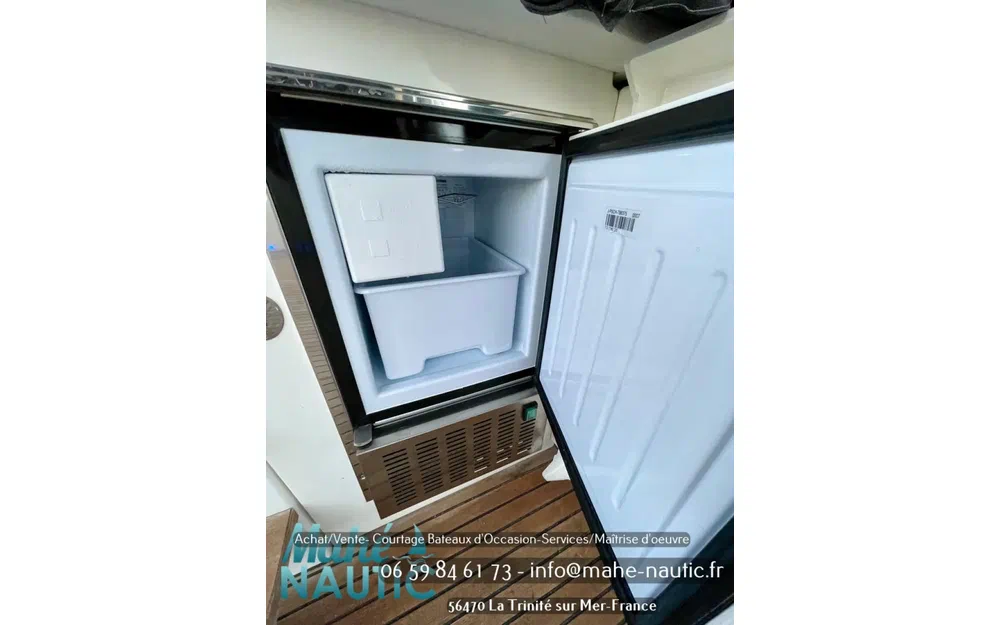 slider 36 Jeanneau Prestige 520