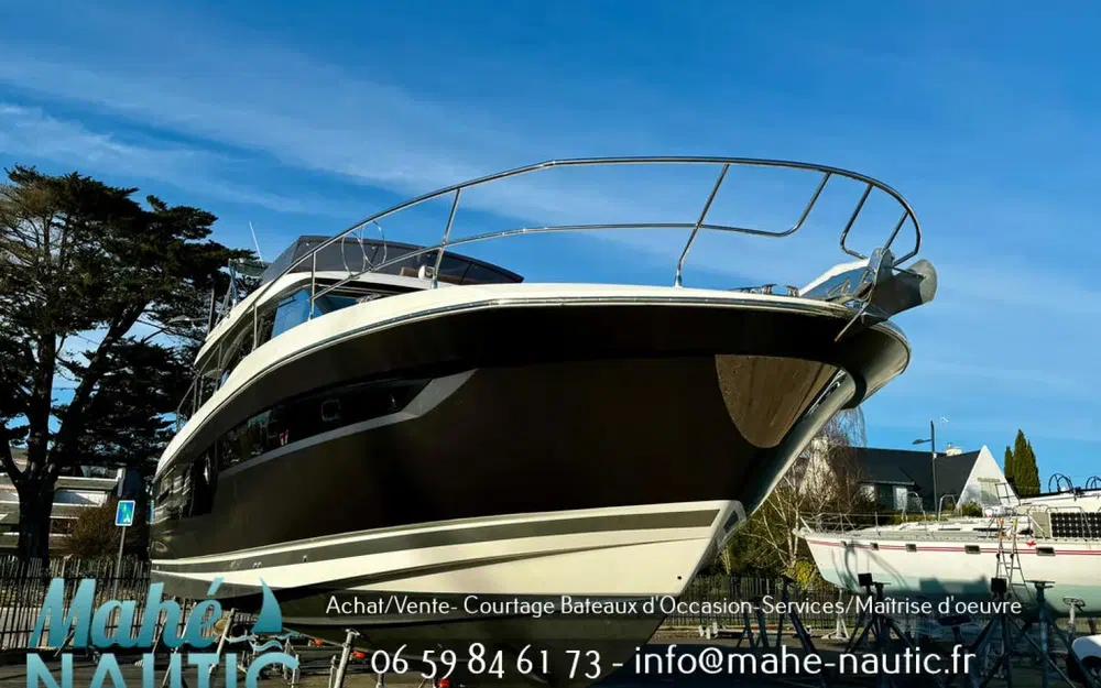 slider 6 Jeanneau Prestige 520