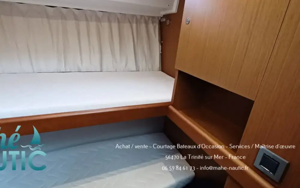 slider 9 Beneteau Swift Trawler 35