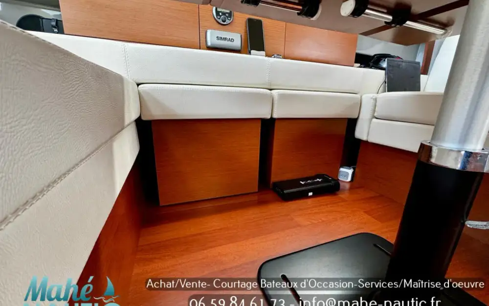 slider 16 Jeanneau NC 11