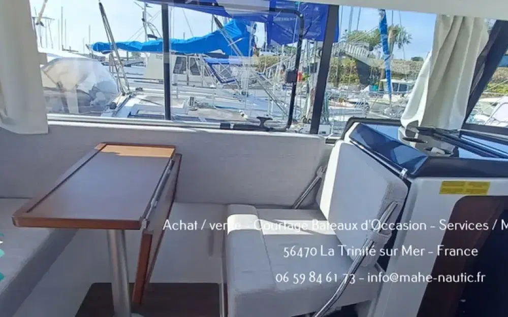 slider 9 Jeanneau Merry Fisher 895