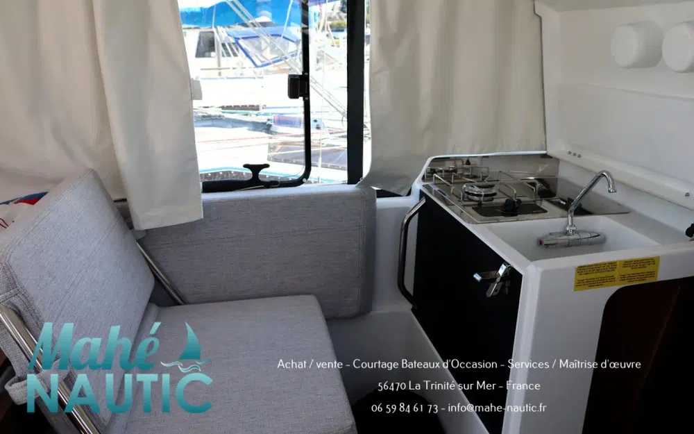 slider 13 Jeanneau Merry Fisher 895