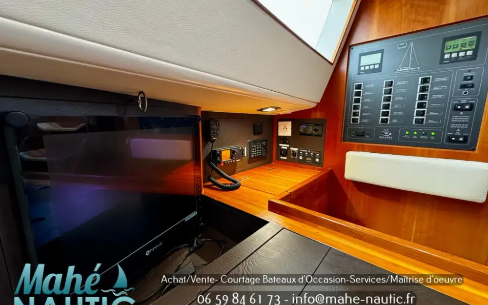 slider 6 Allures Yachting Allures 45