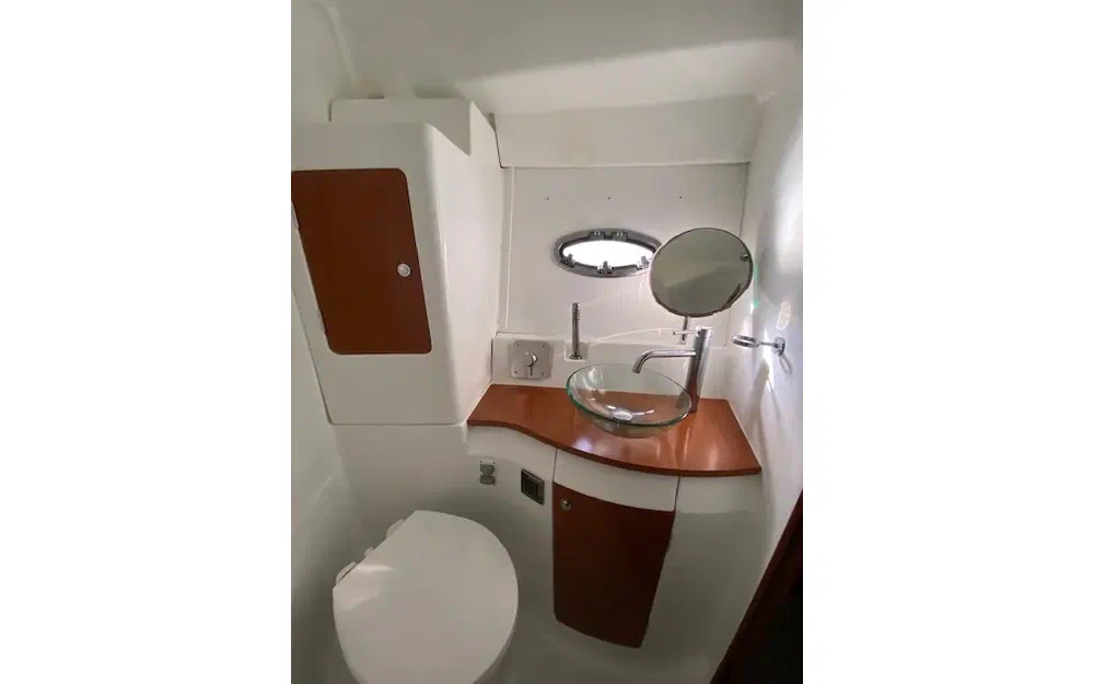 slider 11 Beneteau Antares 42