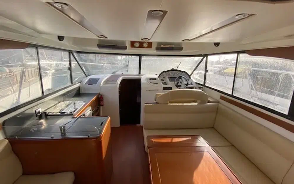 slider 7 Beneteau Antares 42