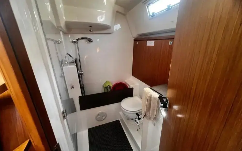 slider 17 Bavaria  37 Cruiser