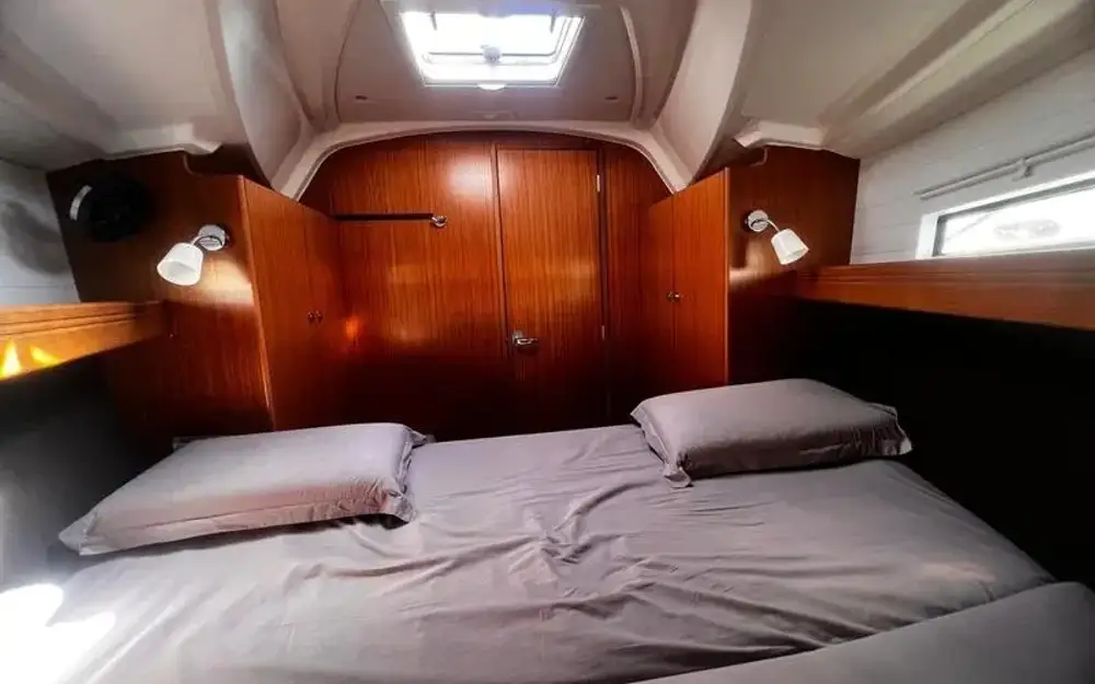 slider 9 Bavaria  37 Cruiser