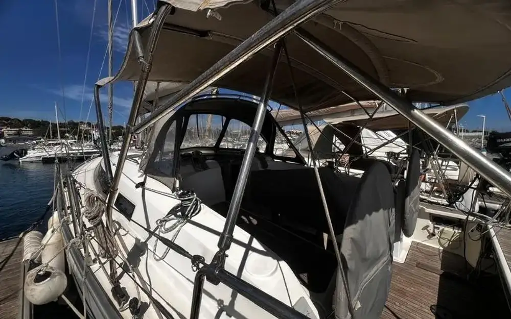 slider 21 Bavaria  37 Cruiser