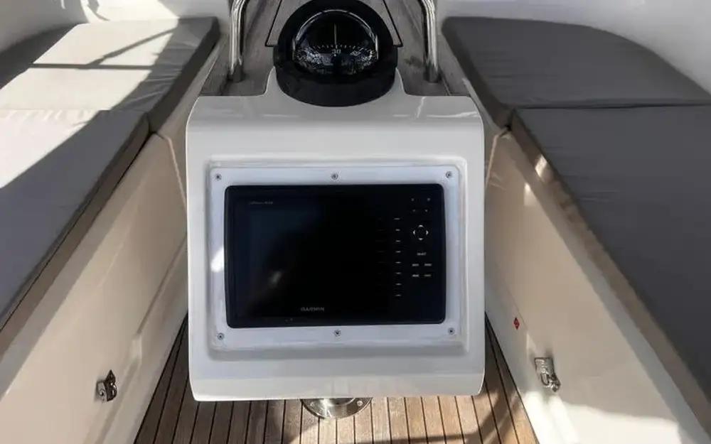 slider 60 Bavaria  37 Cruiser