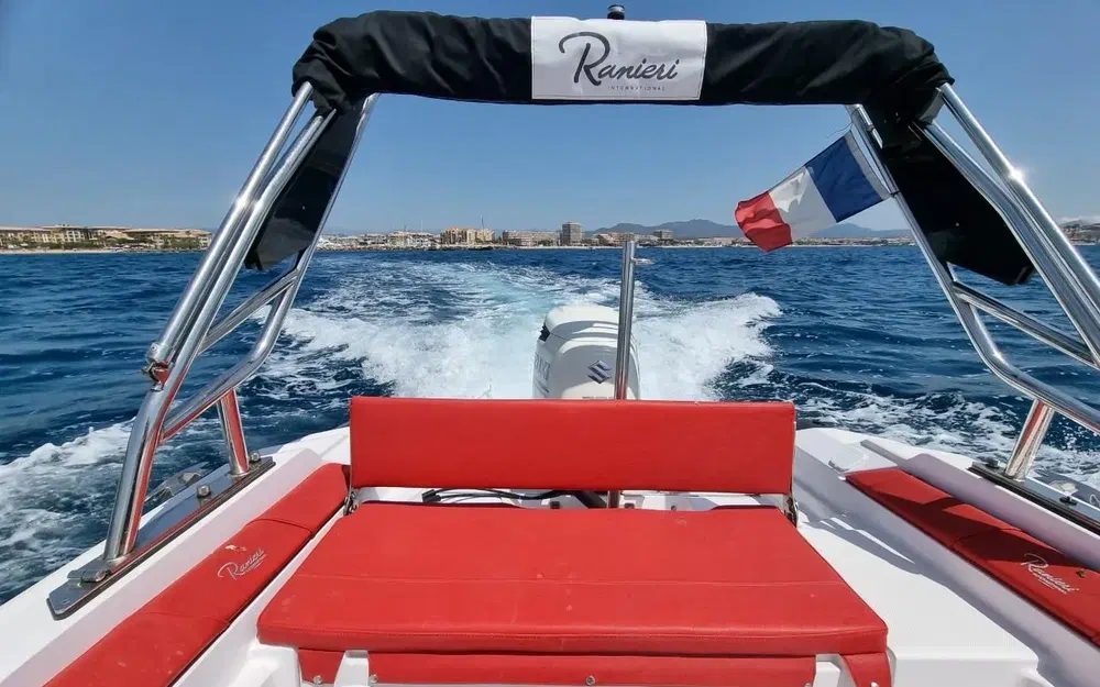 slider 3 Ranieri Cayman 26 Sport Touring