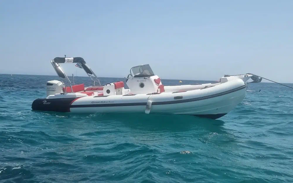 slider 4 Ranieri Cayman 26 Sport Touring