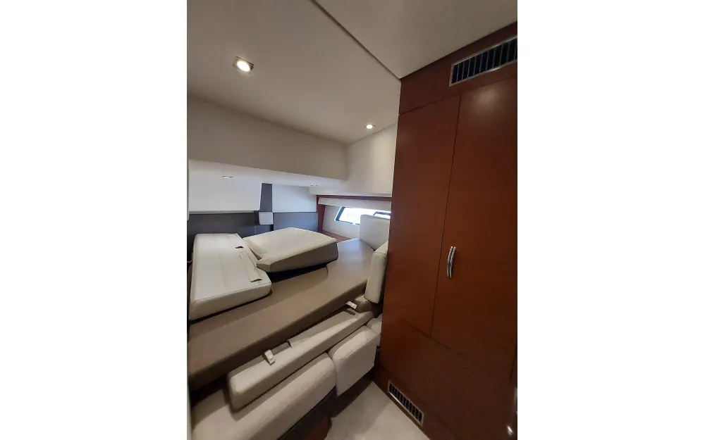 slider 16 Jeanneau Prestige 500 Fly - null