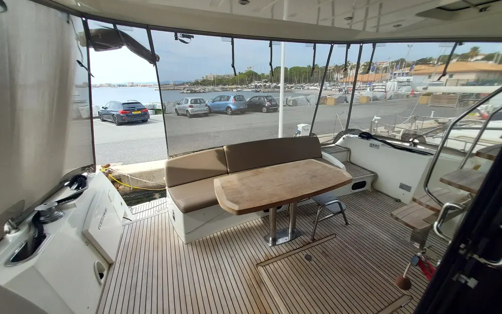 slider 23 Jeanneau Prestige 500 Fly - null
