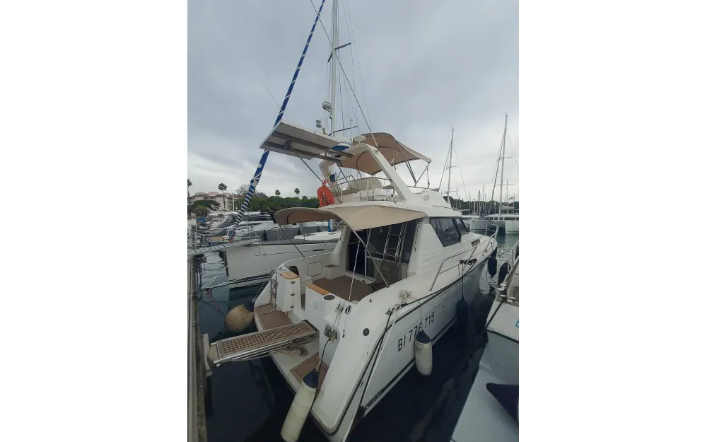 slider 9 Gibert Marine Jamaica 38 - null