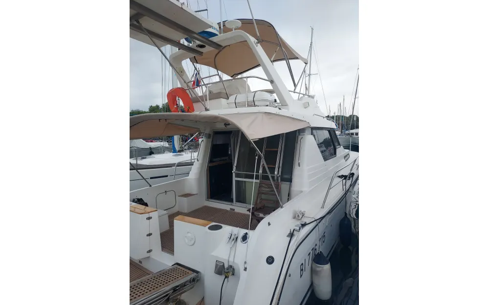 slider 10 Gibert Marine Jamaica 38 - null