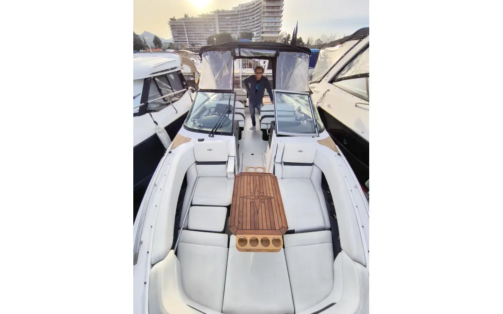 slider 33 Regal  2800 - null