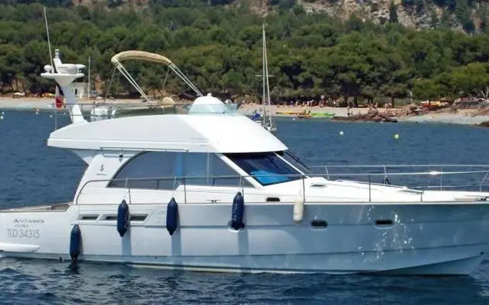 slider 0 Beneteau Antares 13.80 - null