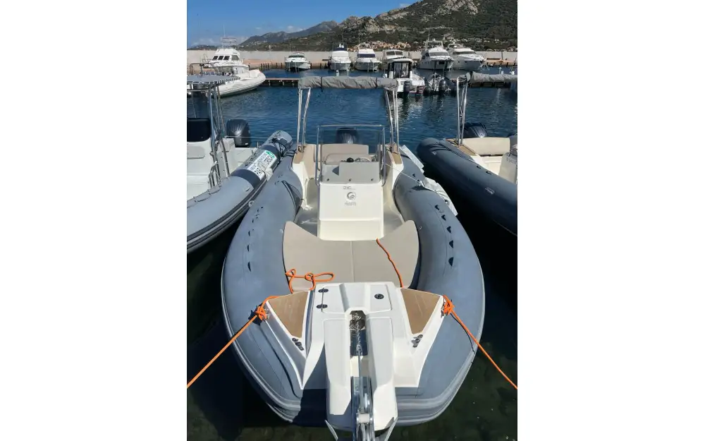 slider 6 Capelli Tempest 775