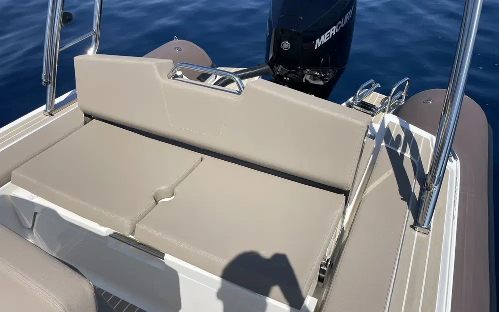 slider 9 Joker Boat Coaster 650 Plus