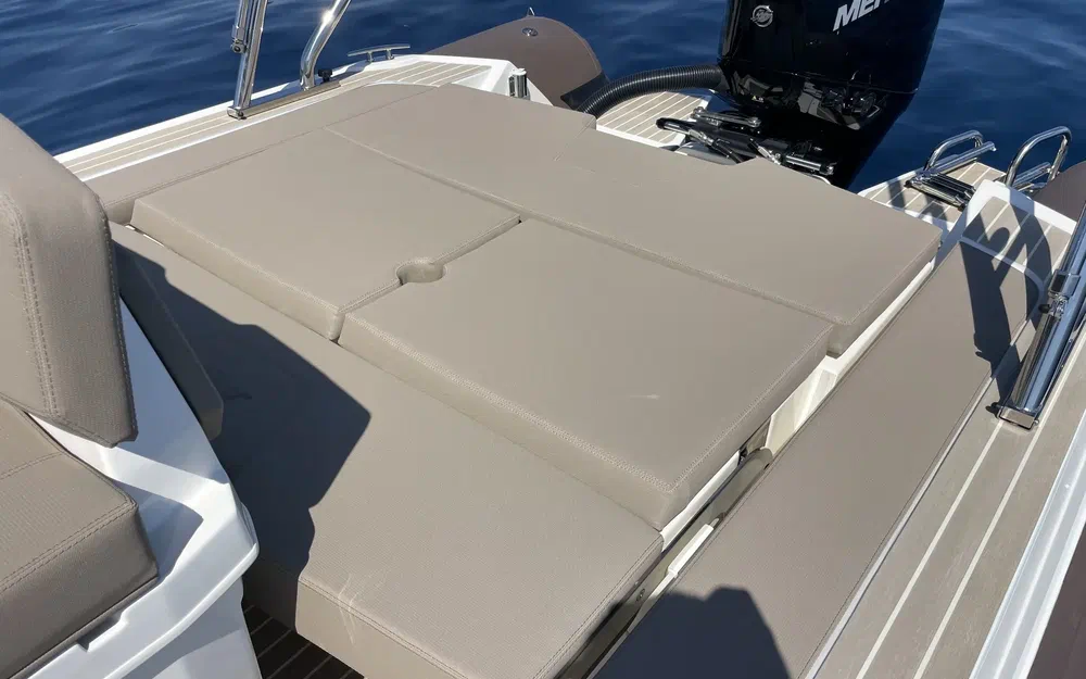 slider 10 Joker Boat Coaster 650 Plus