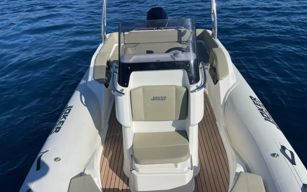 slider 8 Joker Boat Clubman 22 Plus