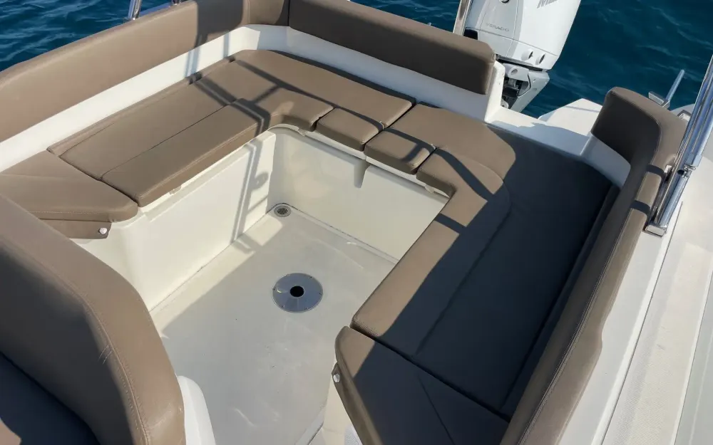 slider 9 Joker Boat Clubman 24