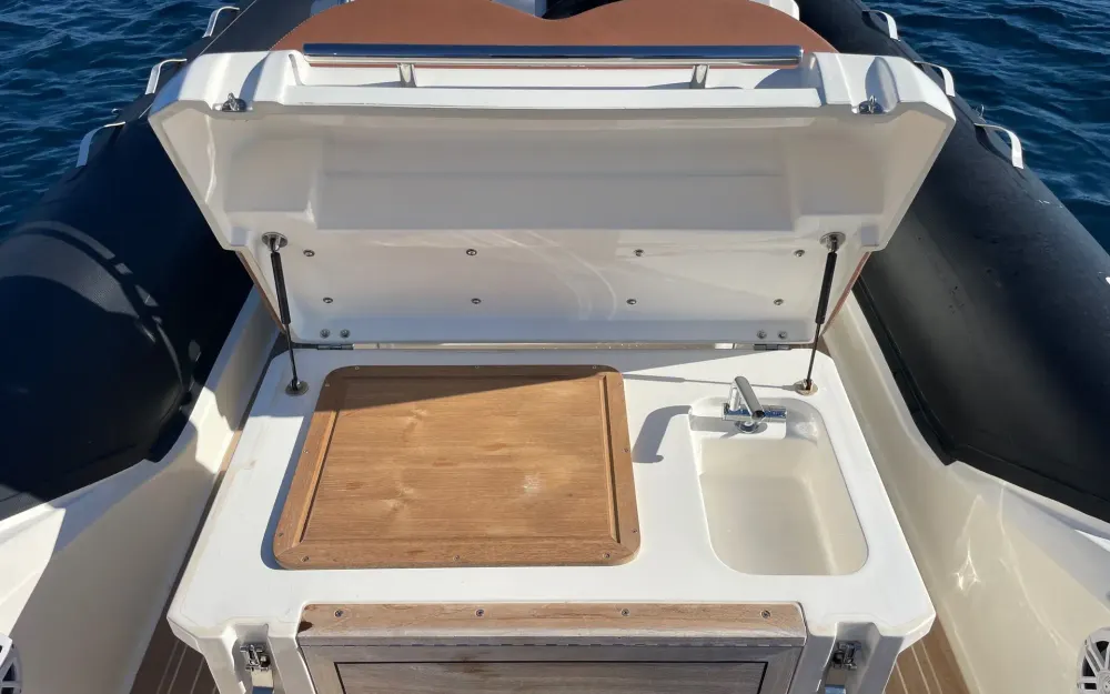 slider 13 Joker Boat Clubman 28