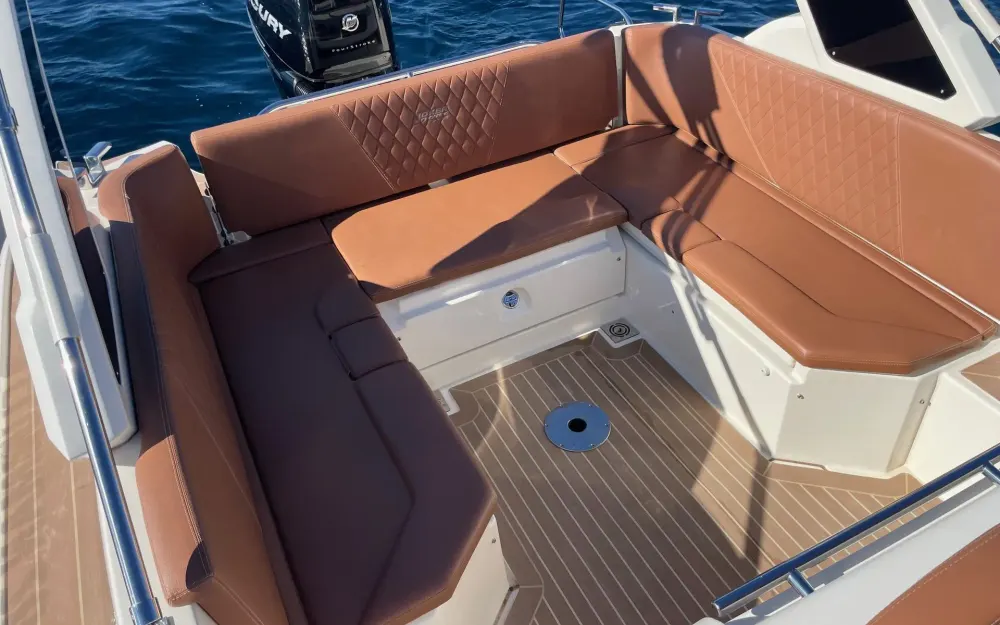 slider 14 Joker Boat Clubman 28