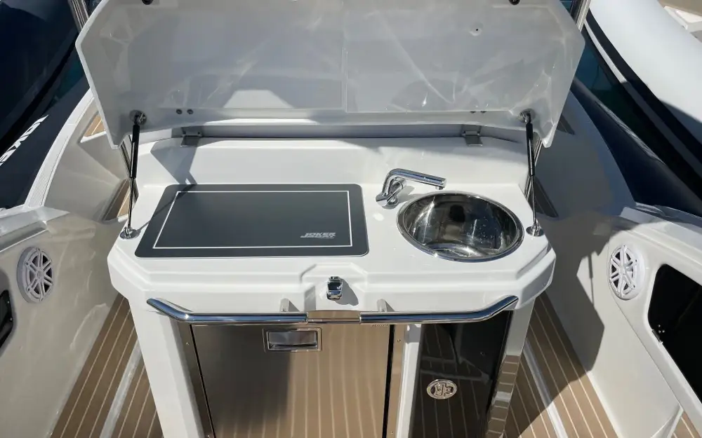 slider 7 Joker Boat Clubman 32