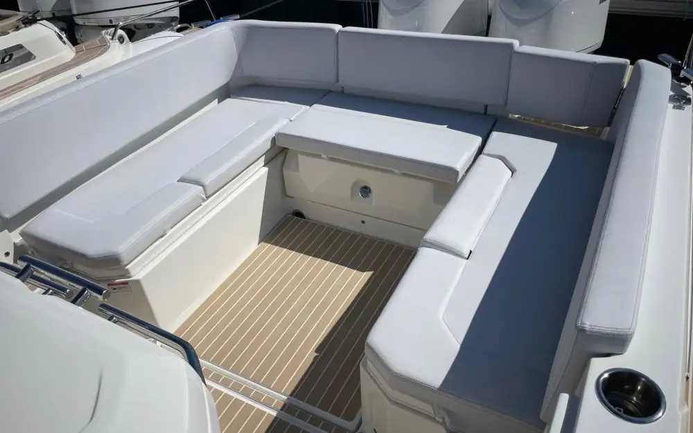 slider 8 Joker Boat Clubman 32