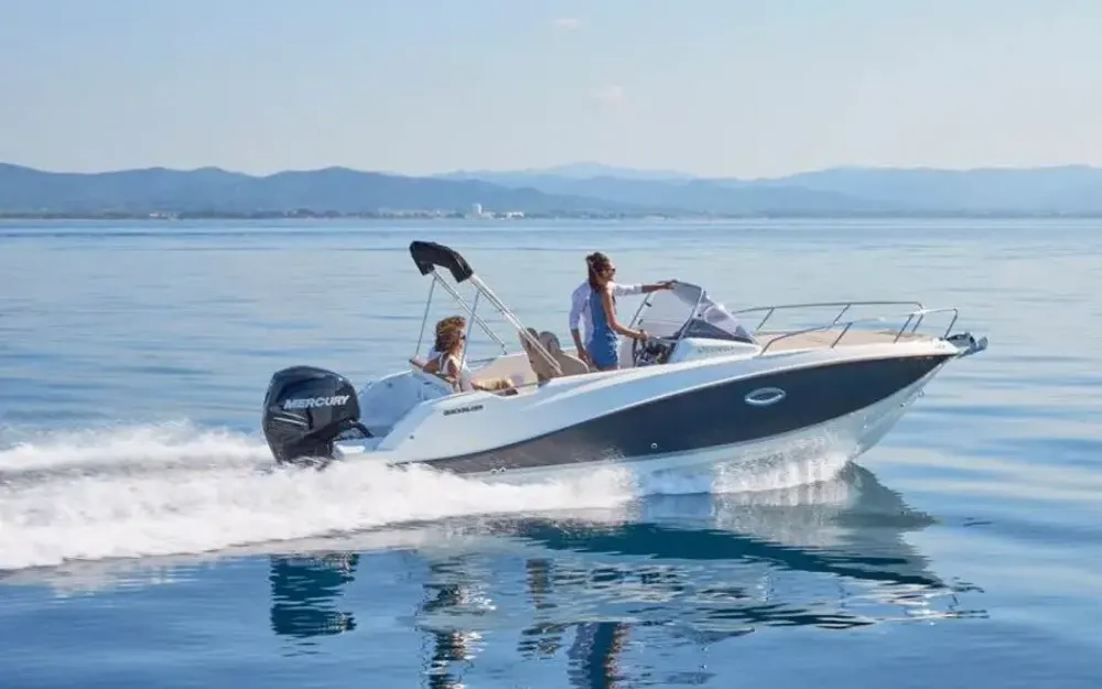 slider 0 Quicksilver  675Sundeck