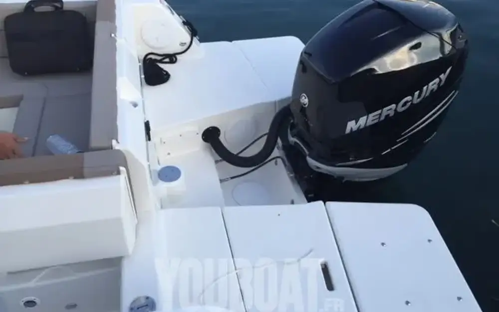 slider 4 Quicksilver Activ 755 Sundeck