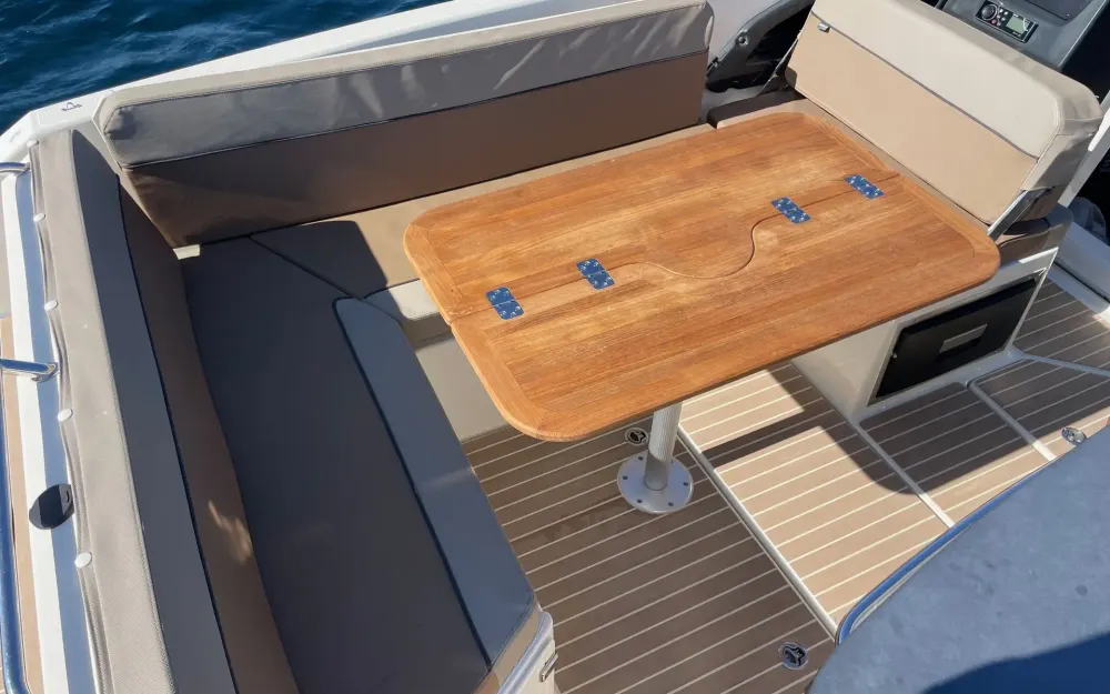 slider 5 Quicksilver Activ 755 Cruiser