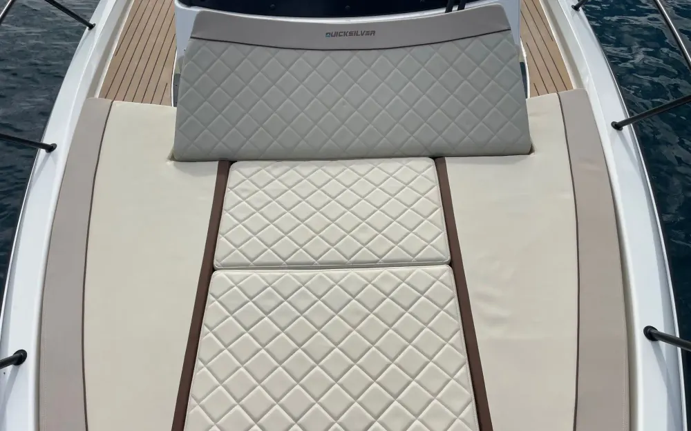 slider 9 Quicksilver Activ 875 Sundeck