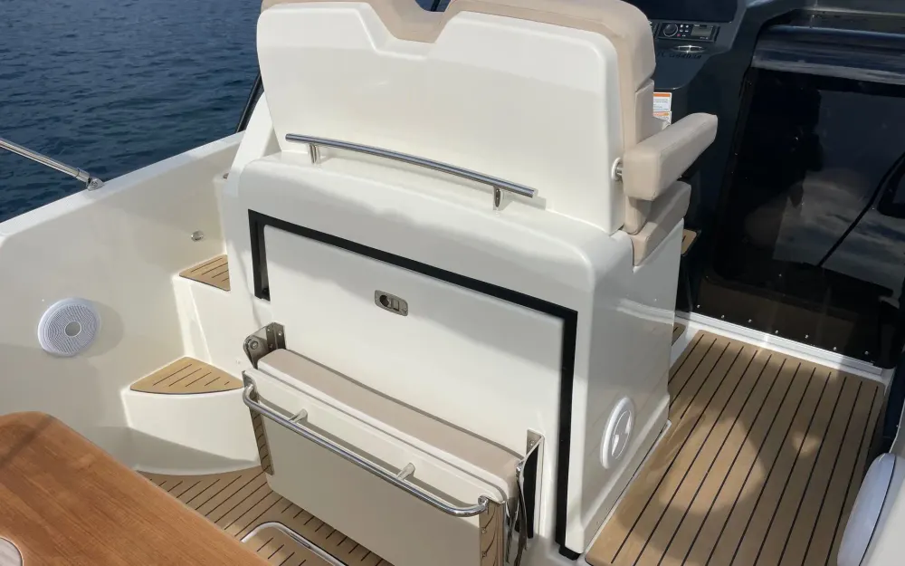 slider 12 Quicksilver Activ 875 Sundeck