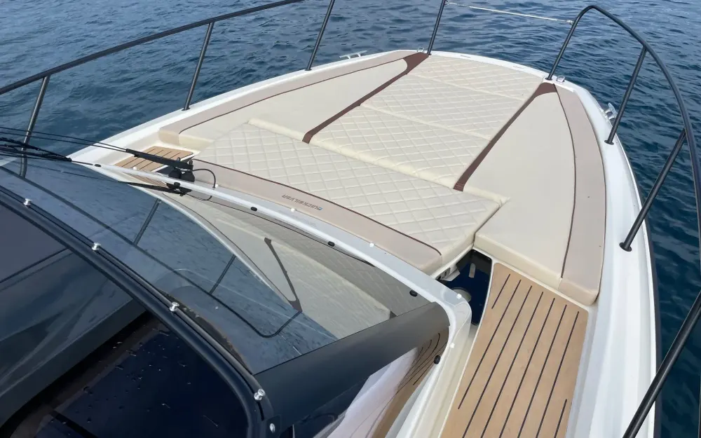 slider 6 Quicksilver Activ 875 Sundeck