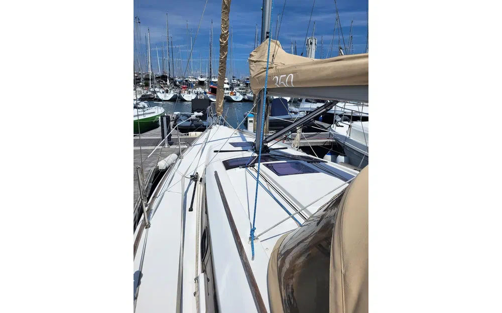 slider 14 Dufour 350