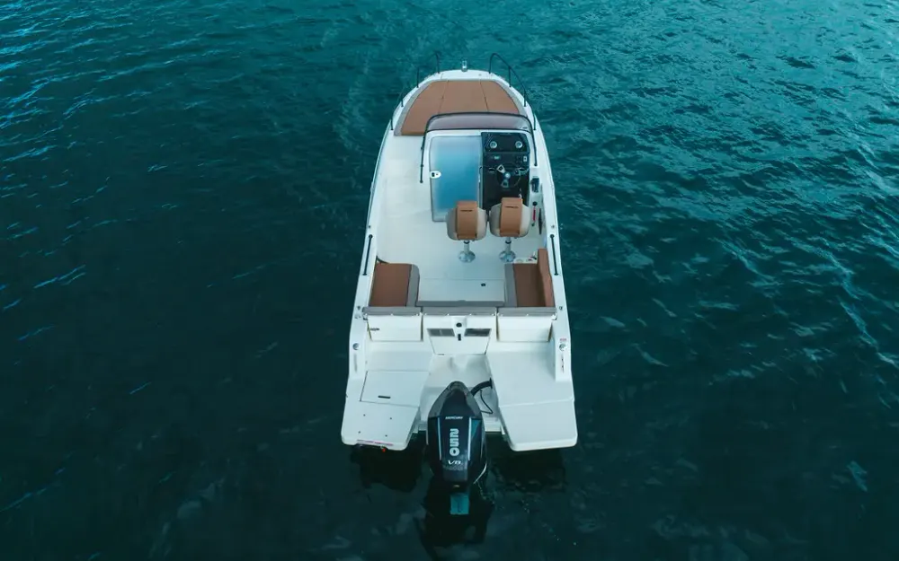 slider 2 Quicksilver Activ 755 Sundeck