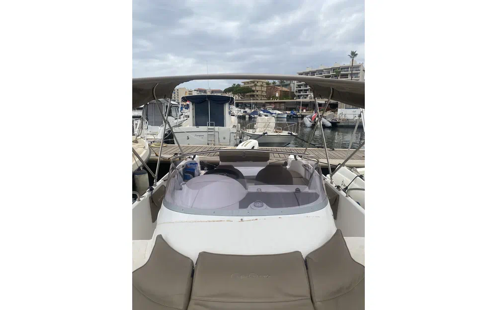 slider 10 B2 Marine Cap Ferret 672