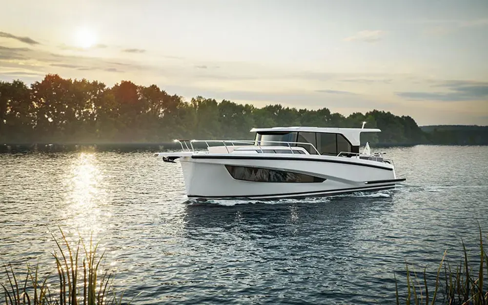 slider 3 Delphia  10 Sedan - null