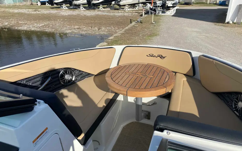 slider 7 Sea Ray SPX 190 OB