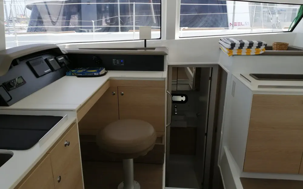 slider 11 Bali Catamarans Bali 4.1