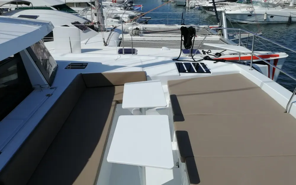 slider 3 Bali Catamarans Bali 4.1